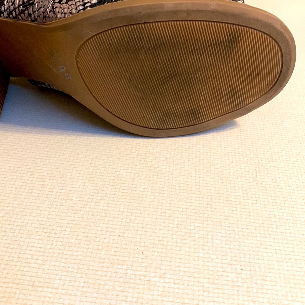 Qupid Snakeskin Pattern Open Toe Booties - Picture 6 of 6